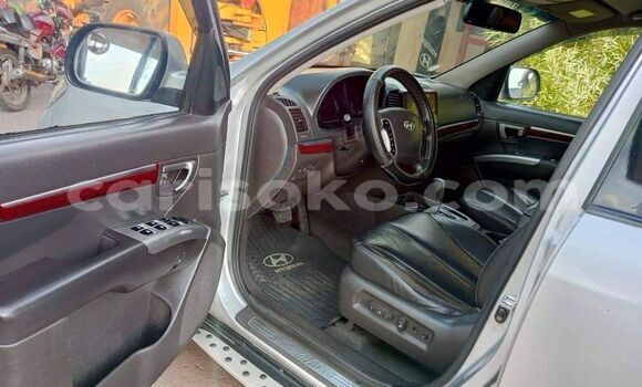 Acheter Occasion Voiture Hyundai Santa Fe Autre à Gikongoro, Gikongoro Acheter Occasion Voiture Hyundai Santa Fe Autre à Gikongoro, Gikongoro
