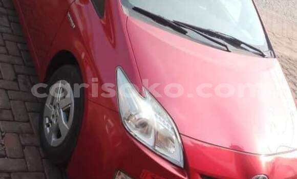 Acheter Occasion Voiture Toyota Prius Rouge à Gasarenda, Rwanda Acheter Occasion Voiture Toyota Prius Rouge à Gasarenda, Rwanda