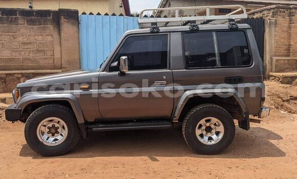 Acheter Occasion Voiture Toyota Land Cruiser Autre à Gasarenda, Rwanda Acheter Occasion Voiture Toyota Land Cruiser Autre à Gasarenda, Rwanda