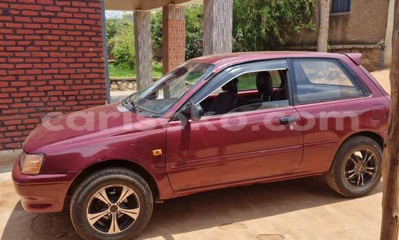 Sayi Na hannu Toyota Starlet Autre Mota in Gicumbi a Rwanda Sayi Na hannu Toyota Starlet Autre Mota in Gicumbi a Rwanda