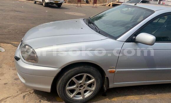 Sayi Na hannu Toyota Avensis Autre Mota in Gasarenda a Rwanda Sayi Na hannu Toyota Avensis Autre Mota in Gasarenda a Rwanda