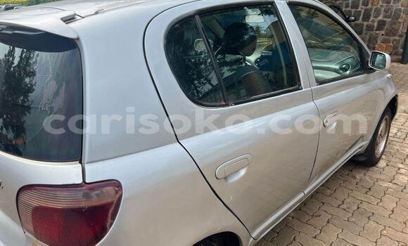 Sayi Na hannu Toyota Vitz Autre Mota in Gicumbi a Rwanda Sayi Na hannu Toyota Vitz Autre Mota in Gicumbi a Rwanda