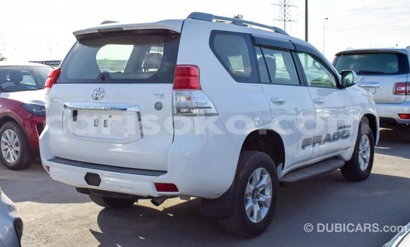 Acheter Import Voiture Toyota Prado Blanc à Import - Dubai, Rwanda Acheter Import Voiture Toyota Prado Blanc à Import - Dubai, Rwanda