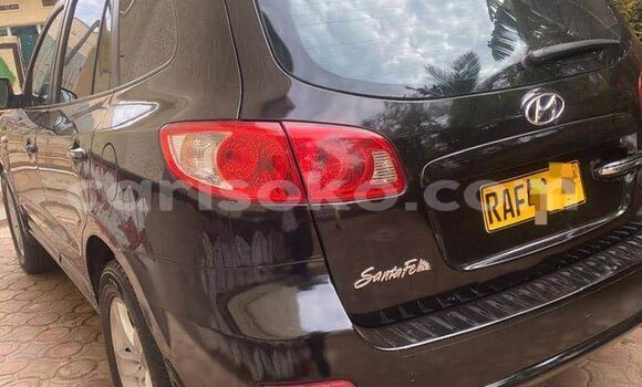 Sayi Na hannu Hyundai Santa Fe Noir Mota in Gikongoro a Gikongoro Sayi Na hannu Hyundai Santa Fe Noir Mota in Gikongoro a Gikongoro