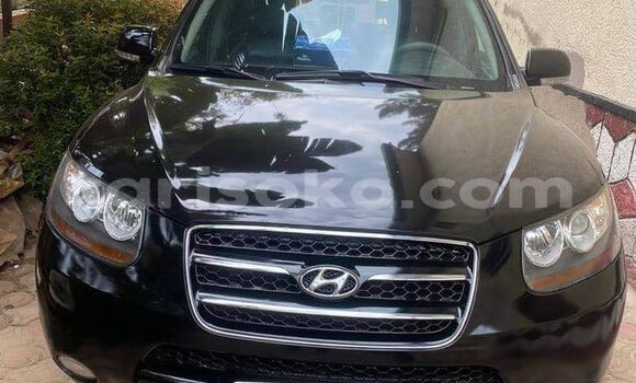 Sayi Na hannu Hyundai Santa Fe Noir Mota in Gikongoro a Gikongoro Sayi Na hannu Hyundai Santa Fe Noir Mota in Gikongoro a Gikongoro