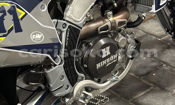 Buy Used Yamaha YZ450F Blue Bike in Kigali in Rwanda