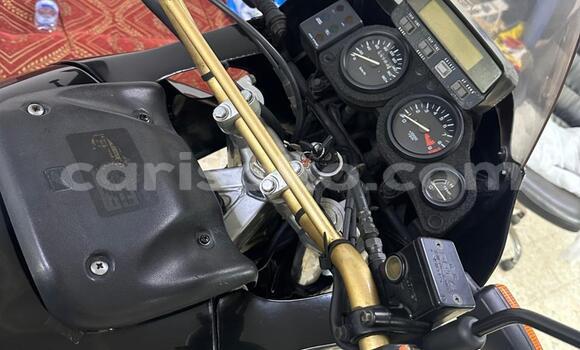 Acheter Occasion Moto Honda CRF Noir à Kigali, Rwanda Acheter Occasion Moto Honda CRF Noir à Kigali, Rwanda