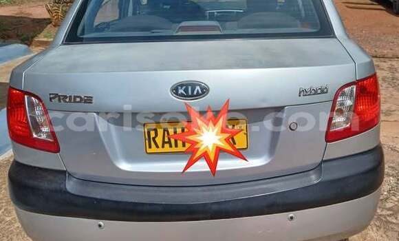 Sayi Na hannu Kia Pride Autre Mota in Kigali a Rwanda Sayi Na hannu Kia Pride Autre Mota in Kigali a Rwanda