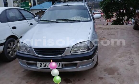 Acheter Occasion Voiture Toyota Avensis Autre à Kigali, Rwanda Acheter Occasion Voiture Toyota Avensis Autre à Kigali, Rwanda