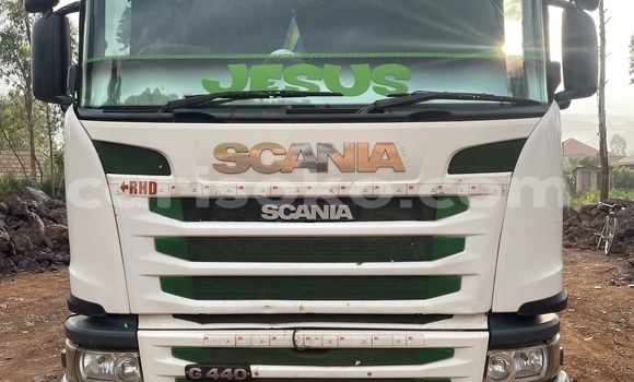 Sayi Na hannu Scania Irizar White Babbar mota in Kigali a Rwanda Sayi Na hannu Scania Irizar White Babbar mota in Kigali a Rwanda