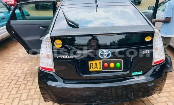 Acheter Occasion Voiture Toyota Prius Noir à Gicumbi, Rwanda Acheter Occasion Voiture Toyota Prius Noir à Gicumbi, Rwanda