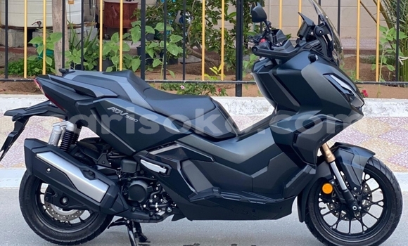 Acheter Occasion Moto Honda X-ADV Noir à Kigali, Rwanda Acheter Occasion Moto Honda X-ADV Noir à Kigali, Rwanda