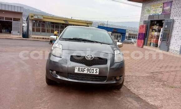 Sayi Na hannu Toyota Yaris Autre Mota in Kigali a Rwanda Sayi Na hannu Toyota Yaris Autre Mota in Kigali a Rwanda