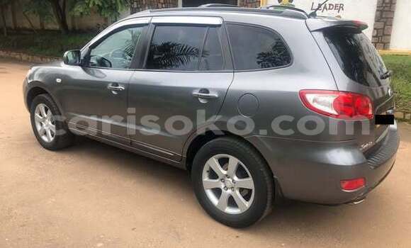 Acheter Occasion Voiture Hyundai Santa Fe Autre à Kigali, Rwanda Acheter Occasion Voiture Hyundai Santa Fe Autre à Kigali, Rwanda
