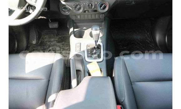 Acheter Import Voiture Toyota Hilux Noir à Import - Dubai, Rwanda Acheter Import Voiture Toyota Hilux Noir à Import - Dubai, Rwanda