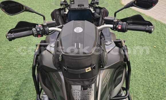 Acheter Occasion Moto BMW R1200GS Adventure Noir à Kigali, Rwanda Acheter Occasion Moto BMW R1200GS Adventure Noir à Kigali, Rwanda