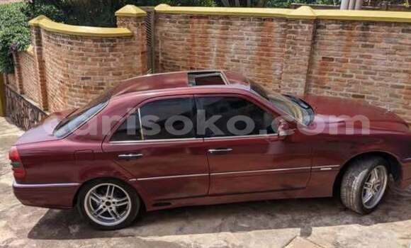 Acheter Occasion Voiture Toyota Belta Autre à Kigali, Rwanda Acheter Occasion Voiture Toyota Belta Autre à Kigali, Rwanda