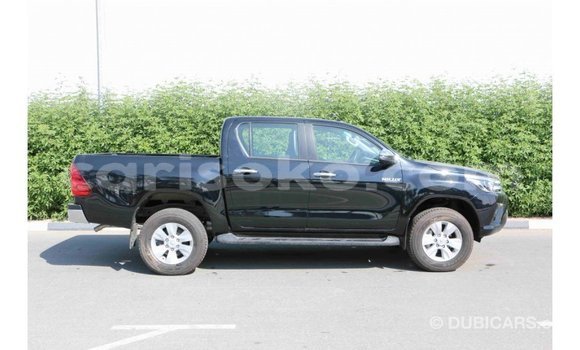 Acheter Import Voiture Toyota Hilux Noir à Import - Dubai, Rwanda Acheter Import Voiture Toyota Hilux Noir à Import - Dubai, Rwanda