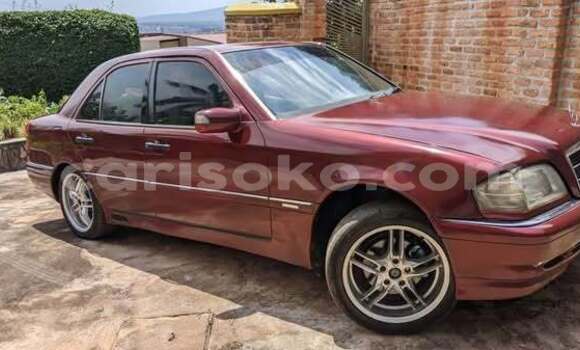 Acheter Occasion Voiture Toyota Belta Autre à Kigali, Rwanda Acheter Occasion Voiture Toyota Belta Autre à Kigali, Rwanda