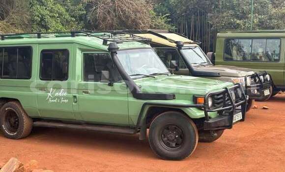 Acheter Occasion Voiture Toyota Gaia Autre à Kigali, Rwanda Acheter Occasion Voiture Toyota Gaia Autre à Kigali, Rwanda