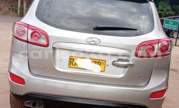 Acheter Occasion Voiture Hyundai Santa Fe Autre à Kigali, Rwanda Acheter Occasion Voiture Hyundai Santa Fe Autre à Kigali, Rwanda