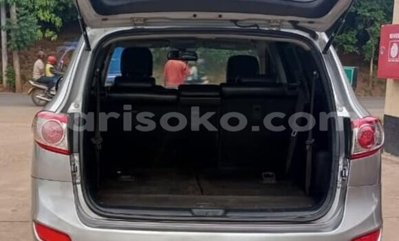 Acheter Occasion Voiture Hyundai Santa Fe Autre à Kigali, Rwanda Acheter Occasion Voiture Hyundai Santa Fe Autre à Kigali, Rwanda