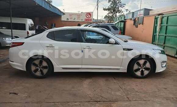 Acheter Occasion Voiture Kia K5 Autre à Kigali, Rwanda Acheter Occasion Voiture Kia K5 Autre à Kigali, Rwanda