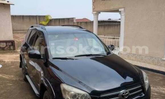 Acheter Occasion Voiture Toyota RAV4 Noir à Kigali, Rwanda Acheter Occasion Voiture Toyota RAV4 Noir à Kigali, Rwanda