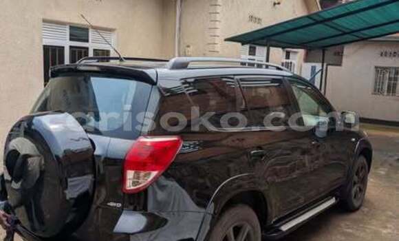 Acheter Occasion Voiture Toyota RAV4 Noir à Kigali, Rwanda Acheter Occasion Voiture Toyota RAV4 Noir à Kigali, Rwanda