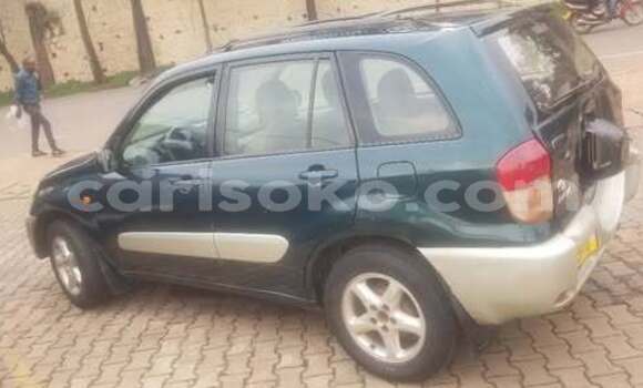 Acheter Occasion Voiture Toyota RAV4 Bleu à Kigali, Rwanda Acheter Occasion Voiture Toyota RAV4 Bleu à Kigali, Rwanda