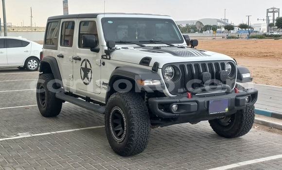 Acheter Occasion Voiture Jeep Wrangler Blanc à Kigali, Rwanda Acheter Occasion Voiture Jeep Wrangler Blanc à Kigali, Rwanda