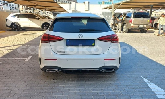 Buy Used Mercedes-Benz A200 White Car in Kigali in Rwanda Buy Used Mercedes-Benz A200 White Car in Kigali in Rwanda