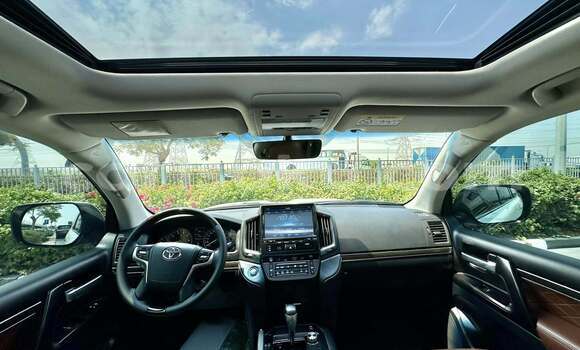 Buy Used Toyota Land Cruiser White Car in Johannesburg in Gauteng Buy Used Toyota Land Cruiser White Car in Johannesburg in Gauteng