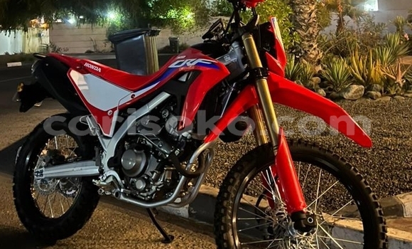 اشتري مستعمل Honda CRF Rouge دراجة نارية في Kigali في Rwanda اشتري مستعمل Honda CRF Rouge دراجة نارية في Kigali في Rwanda
