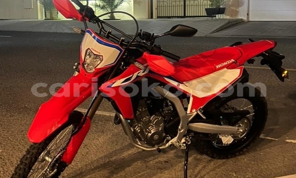 اشتري مستعمل Honda CRF Rouge دراجة نارية في Kigali في Rwanda اشتري مستعمل Honda CRF Rouge دراجة نارية في Kigali في Rwanda
