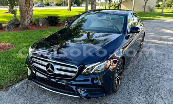 Buy Used Mercedes-Benz E–Class Blue Car in Kigali in Rwanda Buy Used Mercedes-Benz E–Class Blue Car in Kigali in Rwanda