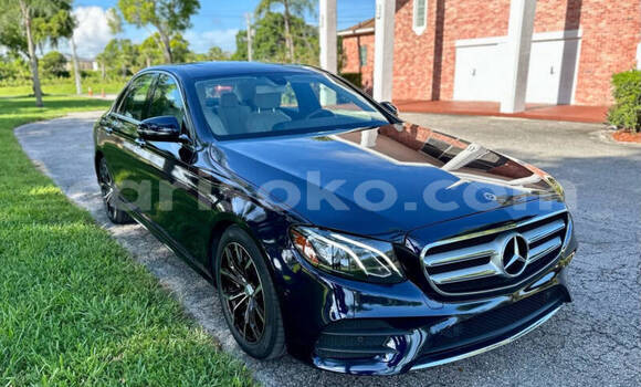 Buy Used Mercedes-Benz E–Class Blue Car in Kigali in Rwanda Buy Used Mercedes-Benz E–Class Blue Car in Kigali in Rwanda