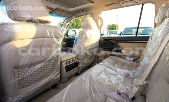 اشتري Imported Toyota Land Cruiser Noir سيارة في Import - Dubai في Rwanda اشتري Imported Toyota Land Cruiser Noir سيارة في Import - Dubai في Rwanda