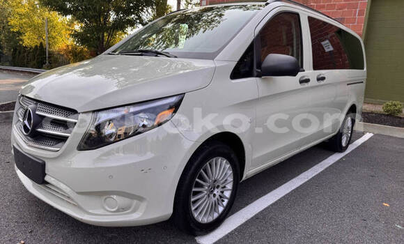 Buy Used Mercedes-Benz Vito White Car in Kigali in Rwanda Buy Used Mercedes-Benz Vito White Car in Kigali in Rwanda