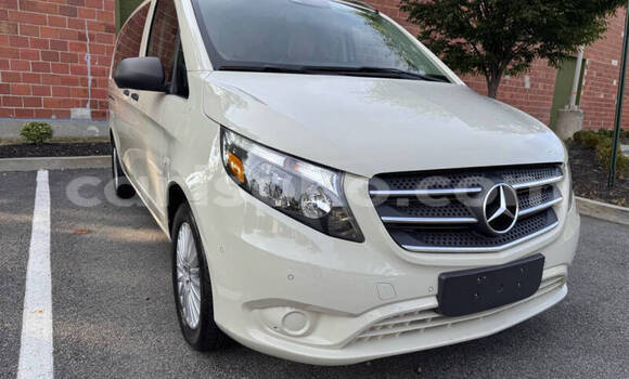 Buy Used Mercedes-Benz Vito White Car in Kigali in Rwanda Buy Used Mercedes-Benz Vito White Car in Kigali in Rwanda