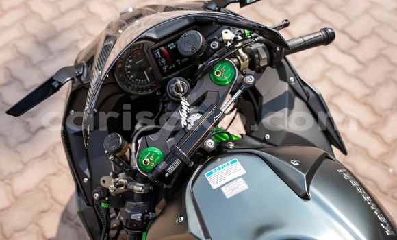 اشتري مستعمل Kawasaki Ninja Noir دراجة نارية في Kigali في Rwanda اشتري مستعمل Kawasaki Ninja Noir دراجة نارية في Kigali في Rwanda
