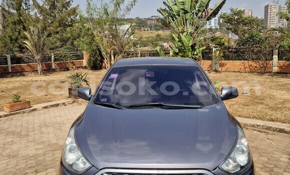Buy Used Hyundai Tucson Grey/silver Car in Kigali in Rwanda Buy Used Hyundai Tucson Grey/silver Car in Kigali in Rwanda