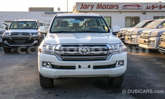 اشتري Imported Toyota Land Cruiser Blanc سيارة في Import - Dubai في Rwanda اشتري Imported Toyota Land Cruiser Blanc سيارة في Import - Dubai في Rwanda