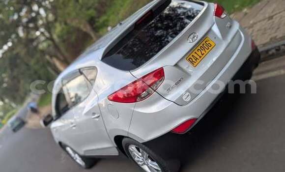 Buy Used Hyundai Tucson Other Car in Kigali in Rwanda Buy Used Hyundai Tucson Other Car in Kigali in Rwanda
