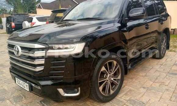 Acheter Occasion Voiture Toyota Land Cruiser Prado Black à Kigali, Rwanda Acheter Occasion Voiture Toyota Land Cruiser Prado Black à Kigali, Rwanda