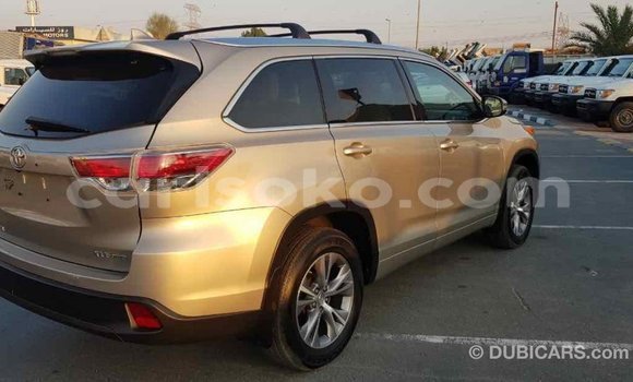 اشتري Imported Toyota Highlander Autre سيارة في Import - Dubai في Rwanda اشتري Imported Toyota Highlander Autre سيارة في Import - Dubai في Rwanda