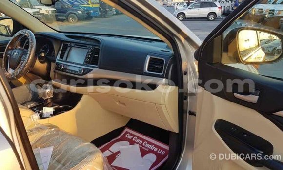 اشتري Imported Toyota Highlander Autre سيارة في Import - Dubai في Rwanda اشتري Imported Toyota Highlander Autre سيارة في Import - Dubai في Rwanda