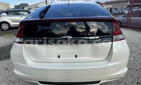 Buy Used Honda Insight White Car in Kigali in Rwanda Buy Used Honda Insight White Car in Kigali in Rwanda