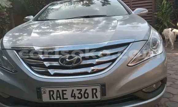 اشتري مستعمل Hyundai Sonata Autre سيارة في Kigali في Rwanda اشتري مستعمل Hyundai Sonata Autre سيارة في Kigali في Rwanda