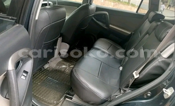 Acheter Occasion Voiture Toyota RAV4 Noir à Kigali, Rwanda Acheter Occasion Voiture Toyota RAV4 Noir à Kigali, Rwanda